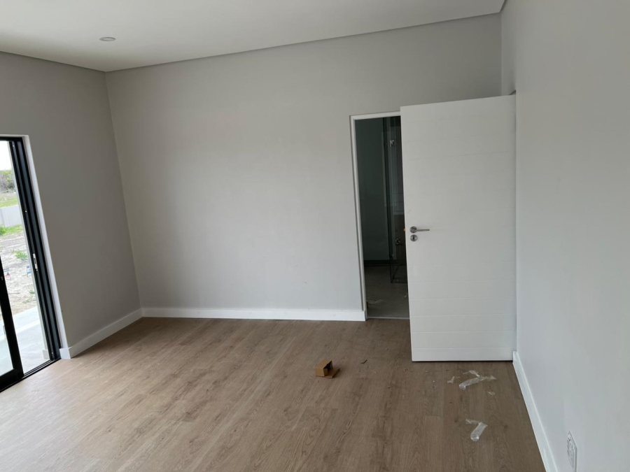 4 Bedroom Property for Sale in Sandown Western Cape